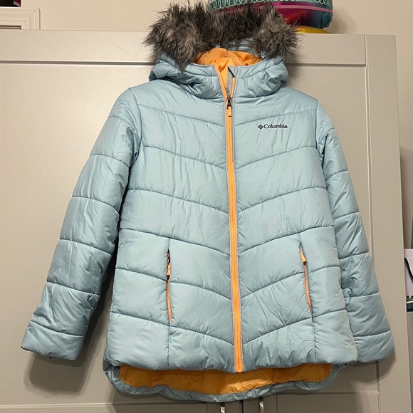 Columbia Sky Blue Puffer Jacket with Faux Fur Hood - Picture 5 of 7